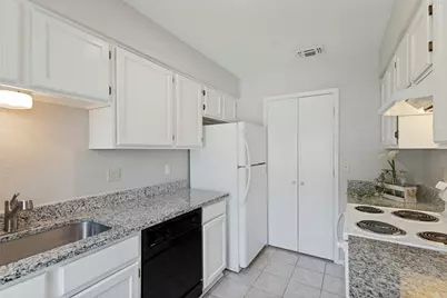 828 Woodland Court, Kennedale, TX 76060 - Photo 6