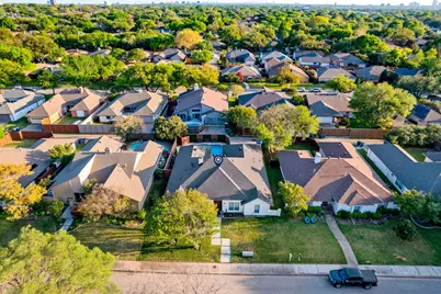 7246 Arbor Oaks Drive, Dallas, TX 75248 - Photo 32