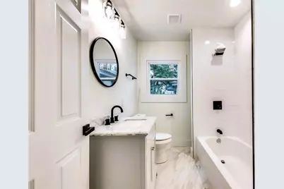 1411 Arborvitae Avenue, Dallas, TX 75224 - Photo 6