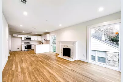 1411 Arborvitae Avenue, Dallas, TX 75224 - Photo 2