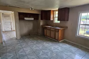314 N Green St, Grand Saline, TX 75140 - Photo 10
