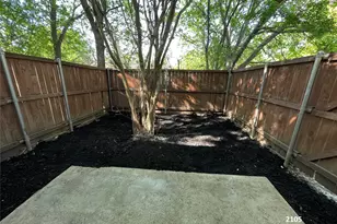 2101 2103 2105 2107 Knoll Crest Dr, Arlington, TX 76014 - Photo 20