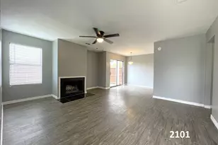 2101 2103 2105 2107 Knoll Crest Dr, Arlington, TX 76014 - Photo 2