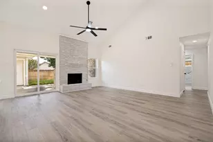 113 Country View Ln, Garland, TX 75043 - Photo 4