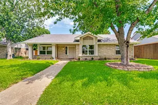 113 Country View Ln, Garland, TX 75043 - Photo 2