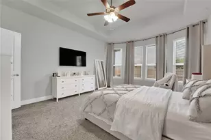 10619 Cherry Tree Wy, Grand Prairie, TX 76065 - Photo 14