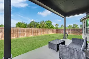 10619 Cherry Tree Wy, Grand Prairie, TX 76065 - Photo 26