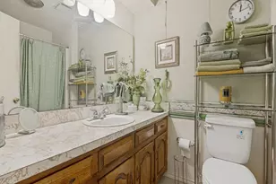 7133 Bayberry Ln, Dallas, TX 75249 - Photo 18