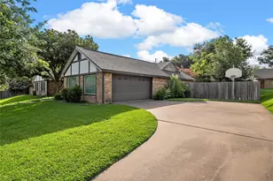 8202 Whippoorwill Dr, Woodway, TX 76712 - Photo 4