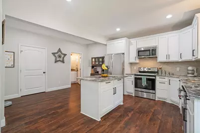 2341 Oak Leaf Trail, Cleburne, TX 76031 - Photo 8