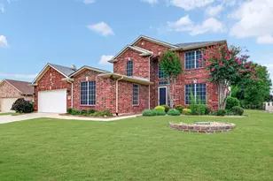 8713 Franklin Dr, Denton, TX 76207 - Photo 2