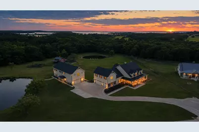 985 Vest Lane, Pilot Point, TX 76258 - Photo 1