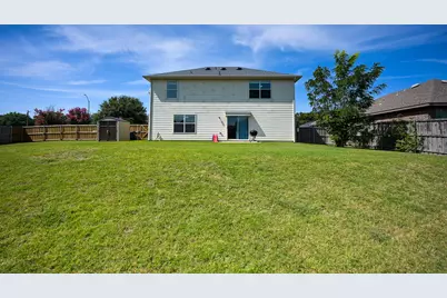 7077 Seton Hall Drive, Fort Worth, TX 76120 - Photo 32