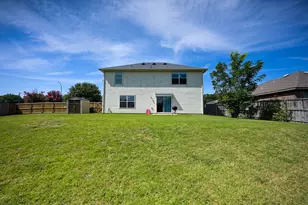 7077 Seton Hall Dr, Fort Worth, TX 76120 - Photo 32