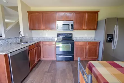 7077 Seton Hall Drive, Fort Worth, TX 76120 - Photo 14