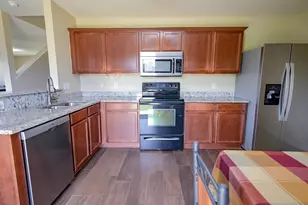 7077 Seton Hall Dr, Fort Worth, TX 76120 - Photo 14
