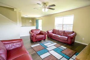 7077 Seton Hall Dr, Fort Worth, TX 76120 - Photo 12