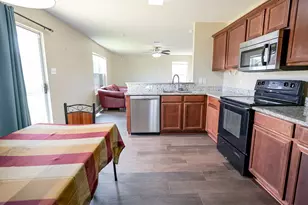 7077 Seton Hall Dr, Fort Worth, TX 76120 - Photo 14
