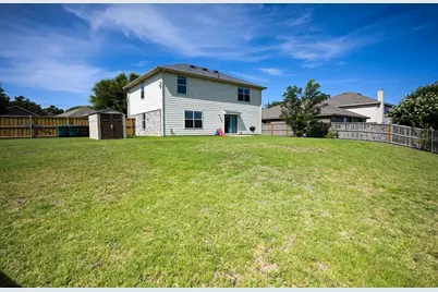 7077 Seton Hall Drive, Fort Worth, TX 76120 - Photo 34