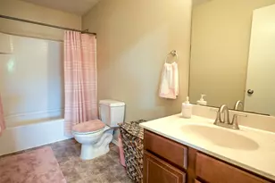 7077 Seton Hall Dr, Fort Worth, TX 76120 - Photo 26
