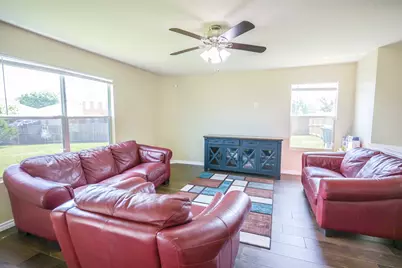 7077 Seton Hall Drive, Fort Worth, TX 76120 - Photo 10