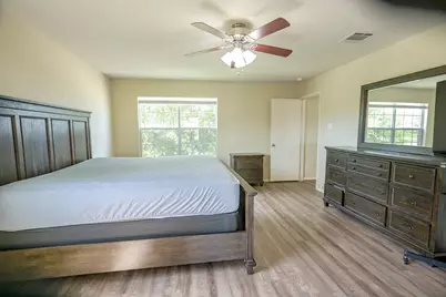 7077 Seton Hall Drive, Fort Worth, TX 76120 - Photo 22
