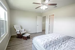 7077 Seton Hall Dr, Fort Worth, TX 76120 - Photo 32