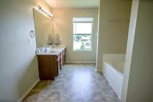 7077 Seton Hall Dr, Fort Worth, TX 76120 - Photo 22