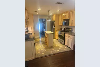 106 E Shady Grove Road, Grand Prairie, TX 75050 - Photo 6