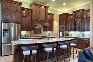 1100 Wessex Dr, Woodway, TX 76712 - Photo 12