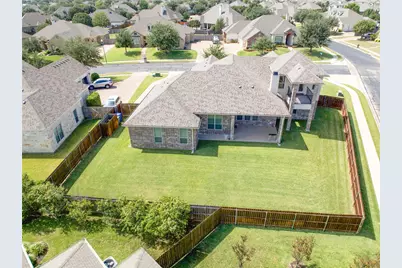1100 Wessex Drive, Woodway, TX 76712 - Photo 4