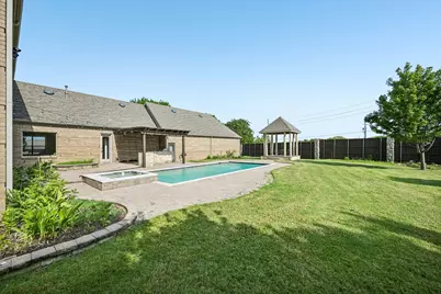 2237 High Country Drive, Carrollton, TX 75007 - Photo 34