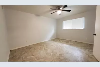 902 Spring Valley Plaza, Richardson, TX 75080 - Photo 14