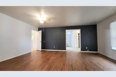 902 Spring Valley Plaza, Richardson, TX 75080 - Photo 10