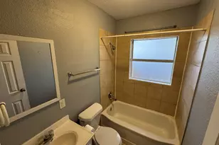 3850 Mt Ranier St, Dallas, TX 75211 - Photo 8