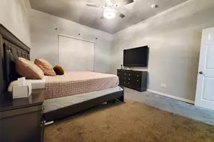 1024 Fair Oaks Dr, Grand Prairie, TX 75052 - Photo 24