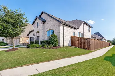 1661 Everitt Trail, Fort Worth, TX 76052 - Photo 2