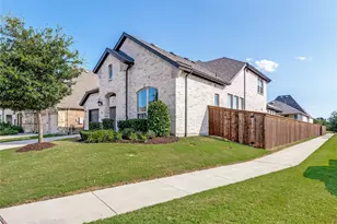 1661 Everitt Trail, Fort Worth, TX 76052 - Photo 2