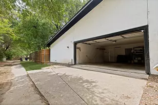 5045 Thunder Rd, Dallas, TX 75244 - Photo 24