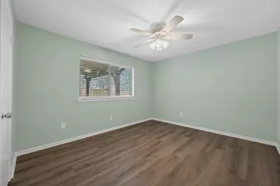 660 Springhill Drive, Hurst, TX 76054 - Photo 16