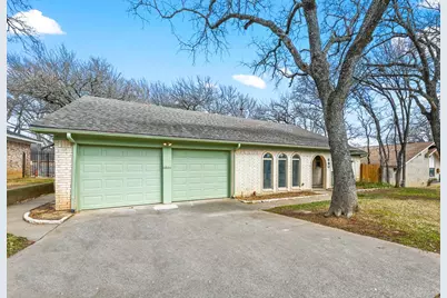 660 Springhill Drive, Hurst, TX 76054 - Photo 24