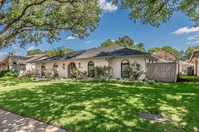 7229 Whispering Pines Drive, Dallas, TX 75248 - Photo 2