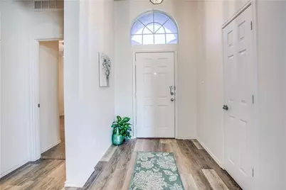 6532 Alexandra Meadows Drive, Fort Worth, TX 76131 - Photo 2