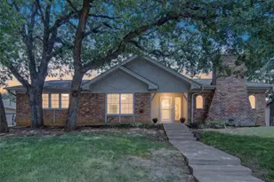 2208 Cambridge Dr, Hurst, TX 76054 - Photo 1