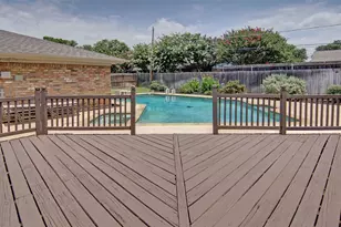 2208 Cambridge Dr, Hurst, TX 76054 - Photo 2