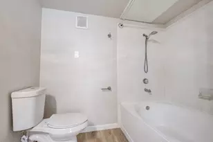 2201 Wolf St, Dallas, TX 75201 - Photo 22
