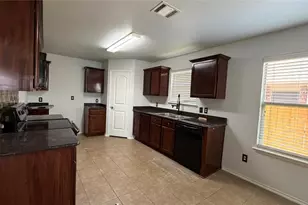2123 Meadow View Dr, Princeton, TX 75407 - Photo 8