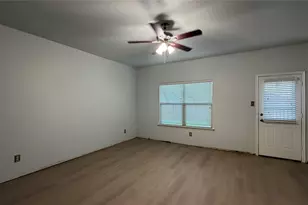2123 Meadow View Dr, Princeton, TX 75407 - Photo 6