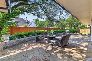 7141 Twin Tree Ln, Dallas, TX 75214 - Photo 20