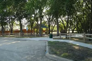 924 Brentwood Dr, Murphy, TX 75094 - Photo 38